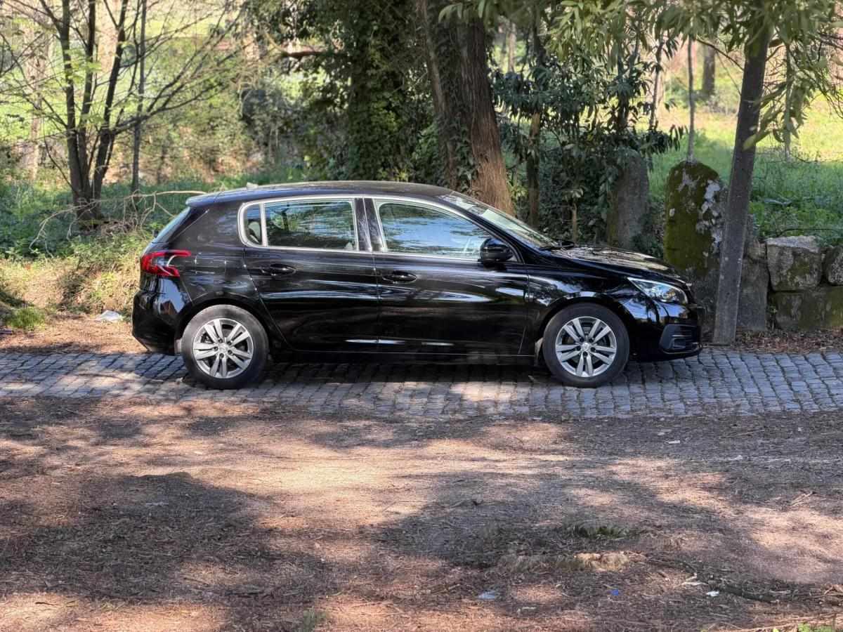 peugeot-308-2018-gasolina-1199cc
