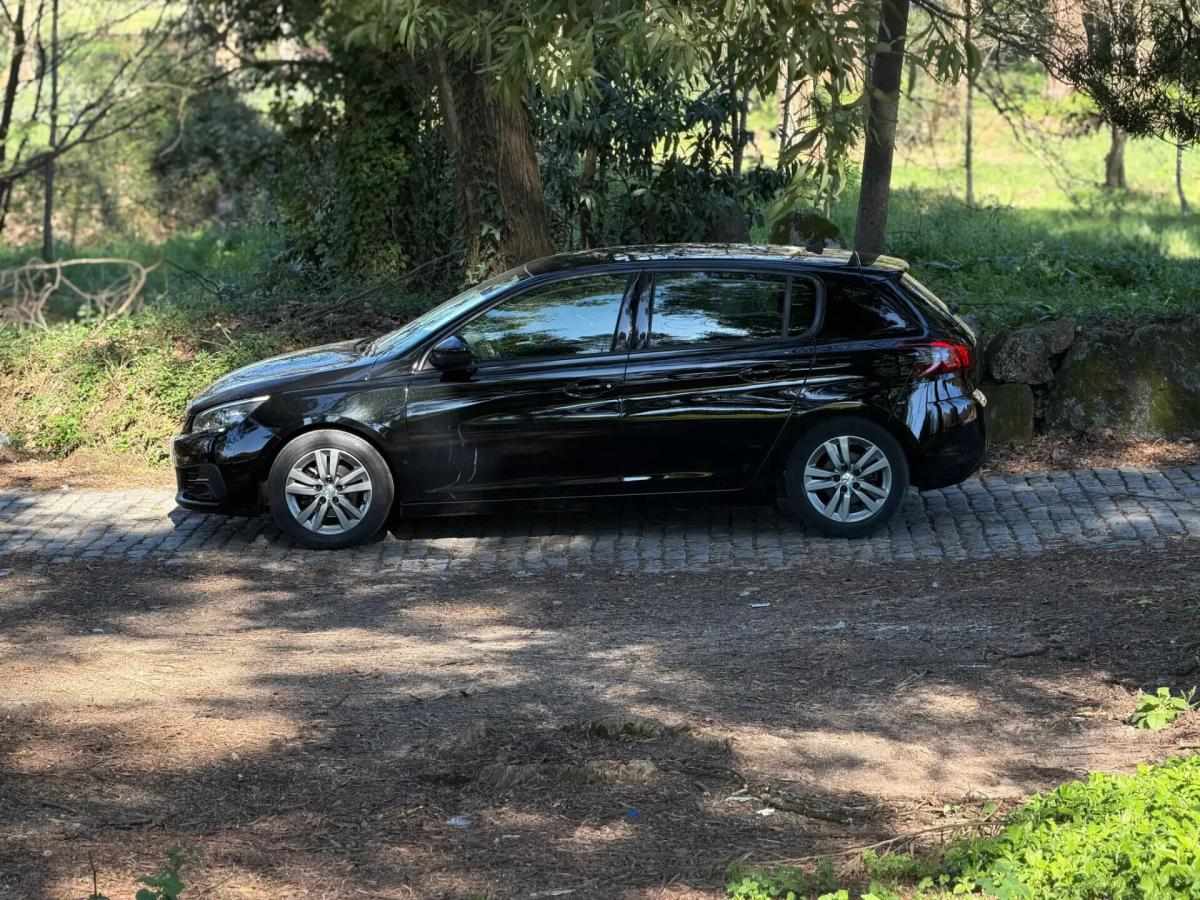 peugeot-308-2018-gasolina-1199cc