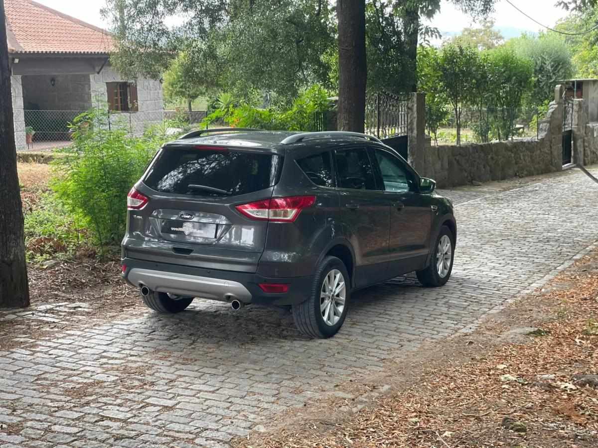 ford-kuga-2015-diesel-1997cc