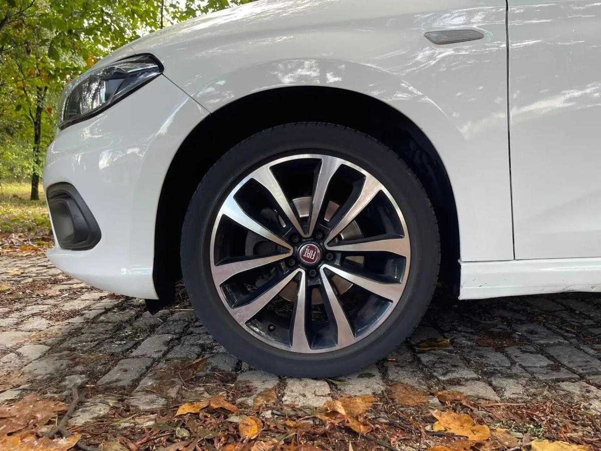 fiat-tipo-station-wagon-2018-diesel-1598cc
