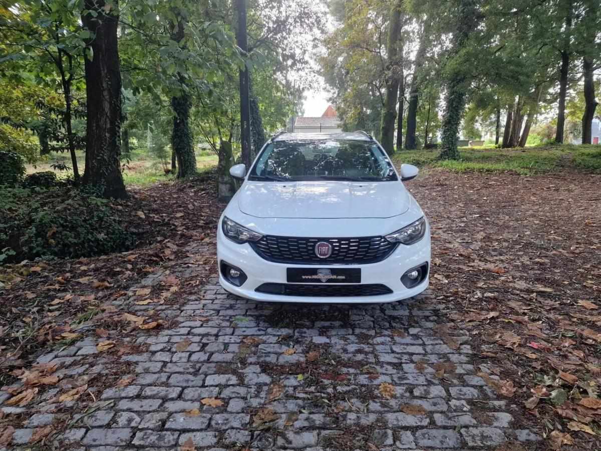 fiat-tipo-station-wagon-2018-diesel-1598cc
