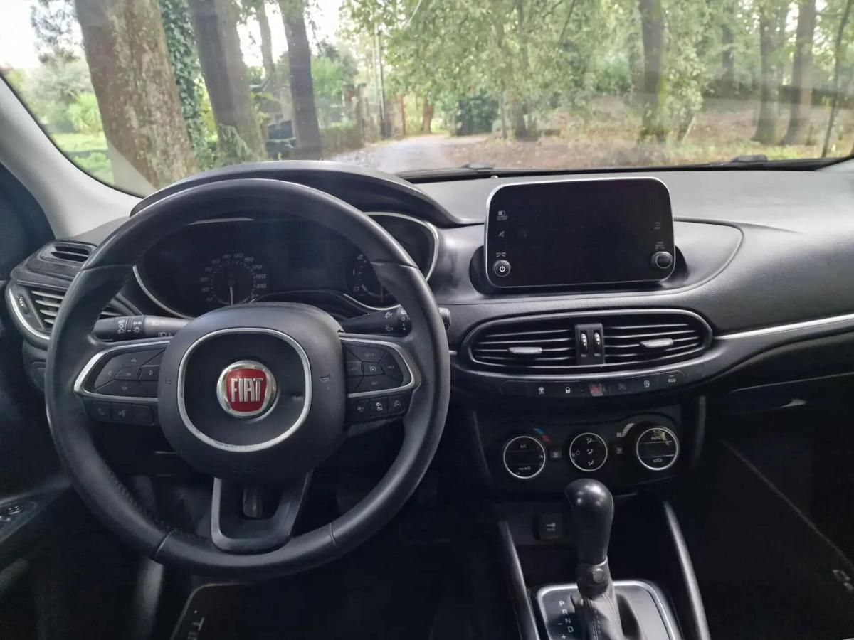 fiat-tipo-station-wagon-2018-diesel-1598cc