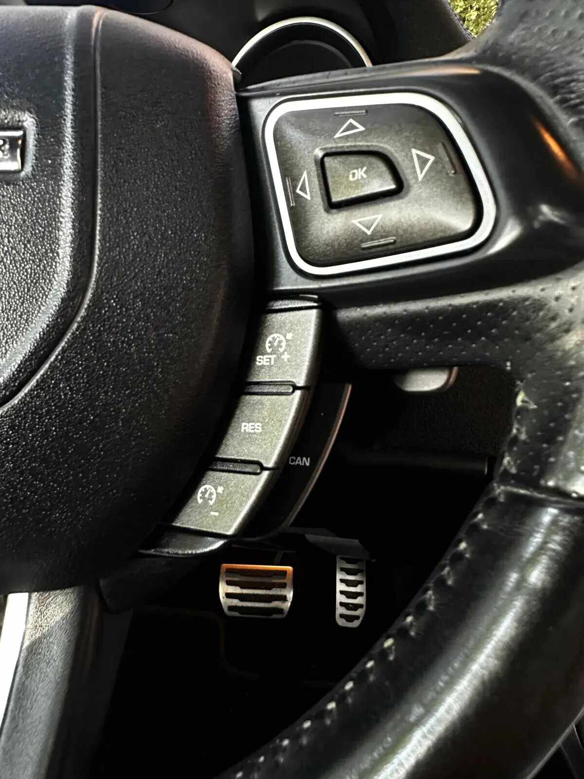 land-rover-range-rover-evoque-2012-diesel-2179cc