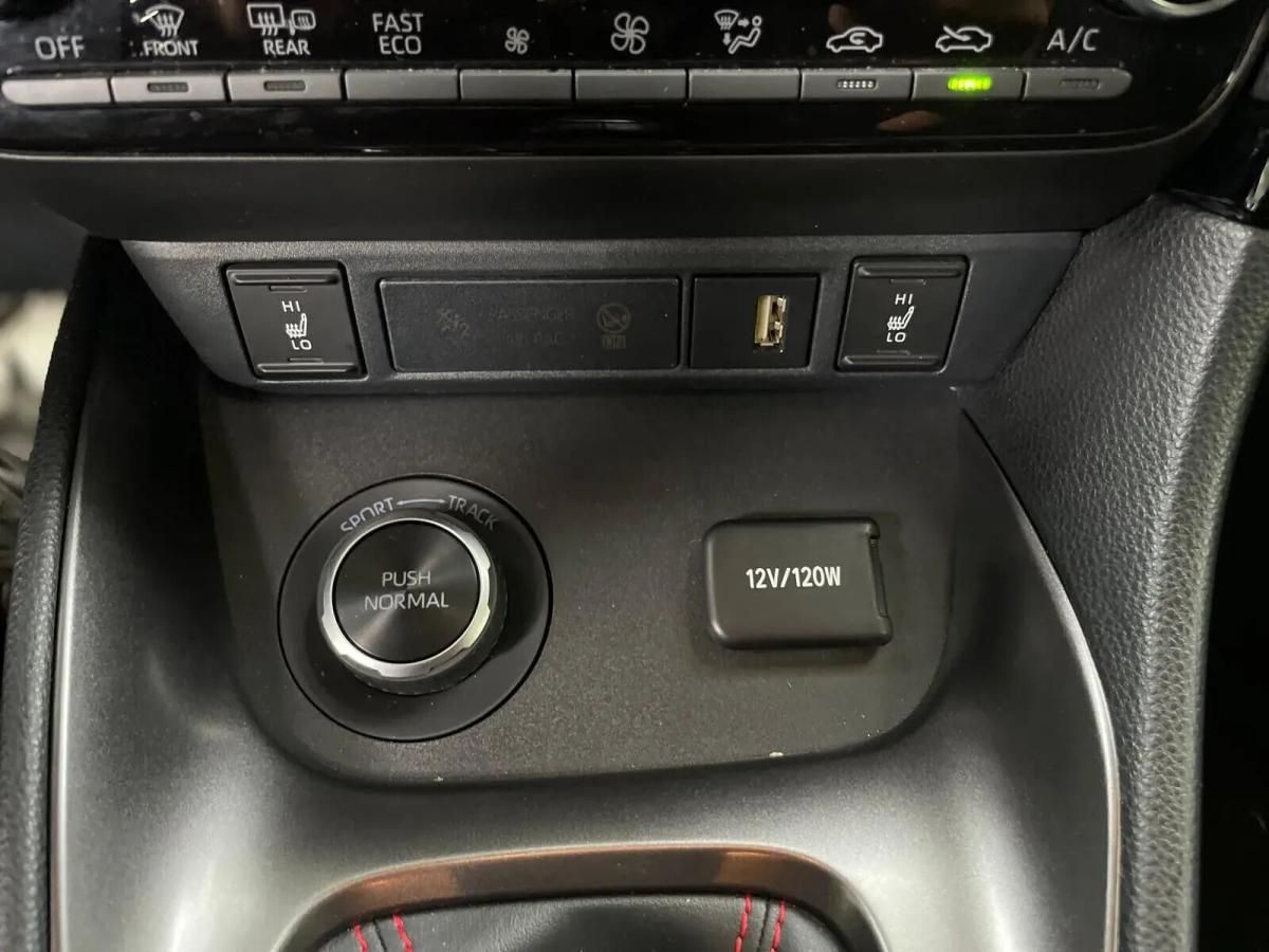 toyota-yaris-2022-gasolina-1618cc