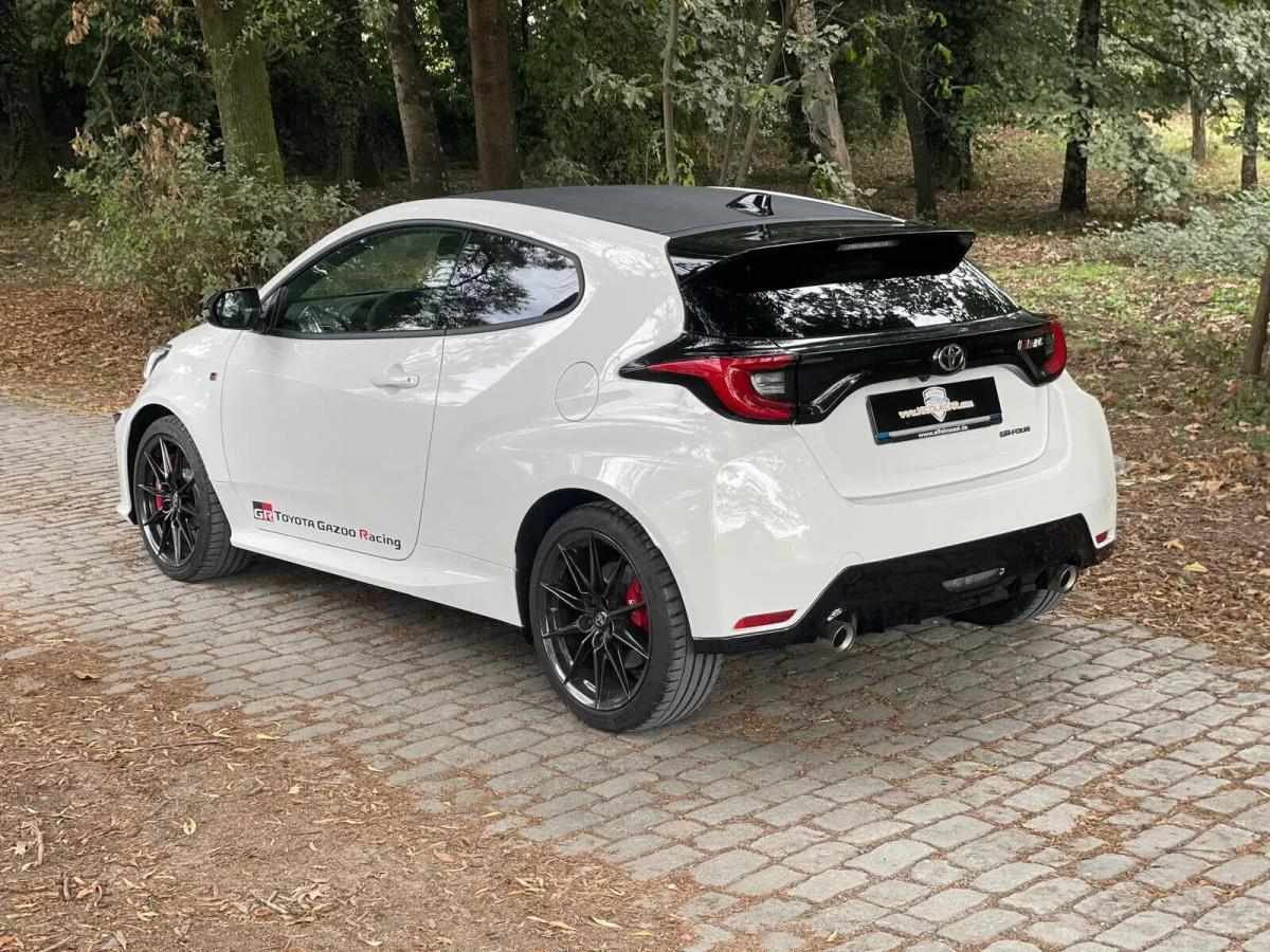 toyota-yaris-2022-gasolina-1618cc