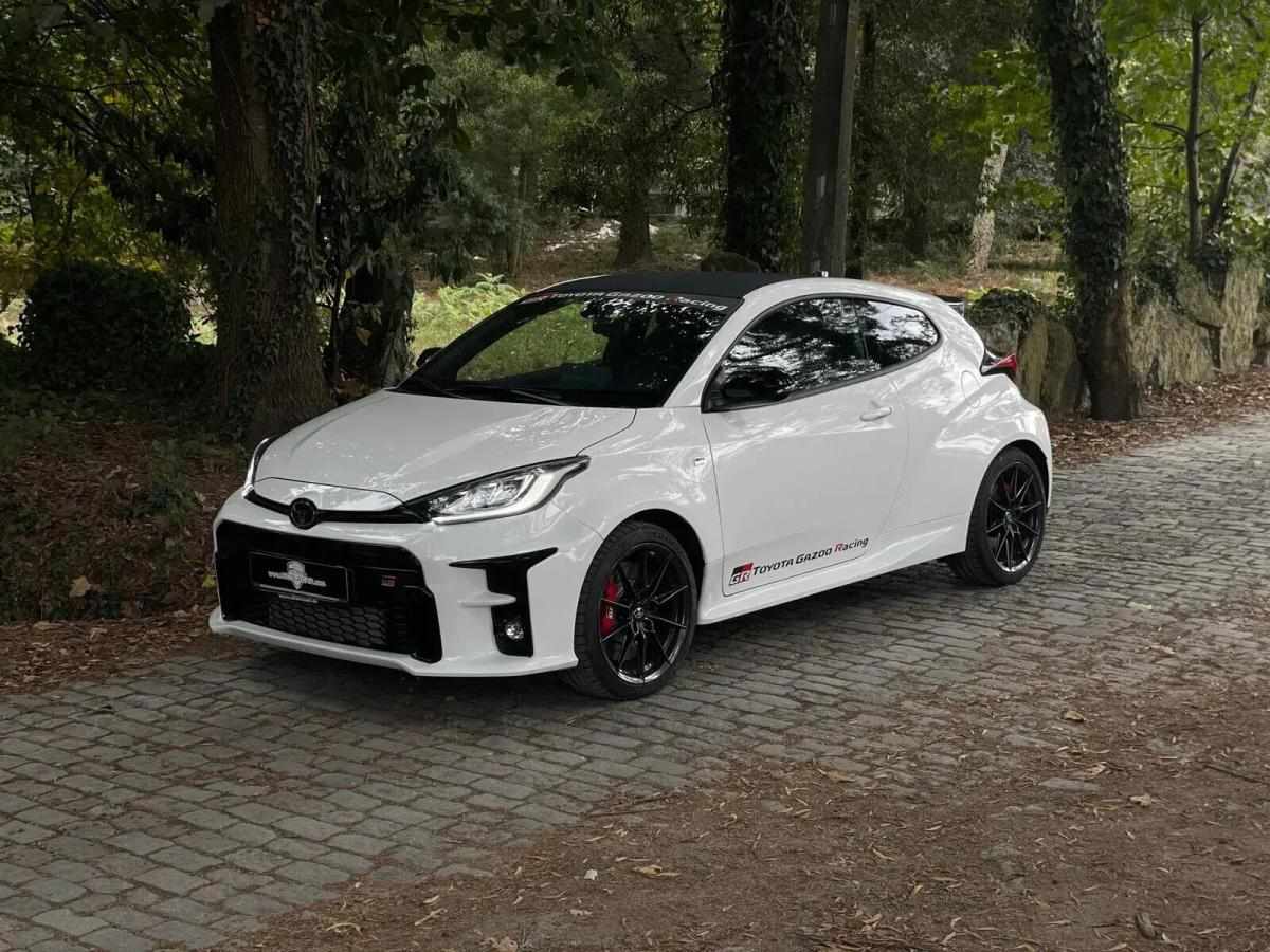 toyota-yaris-2022-gasolina-1618cc