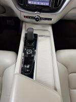 volvo-xc60-2022-hibrido-a-gasolina-1969cc