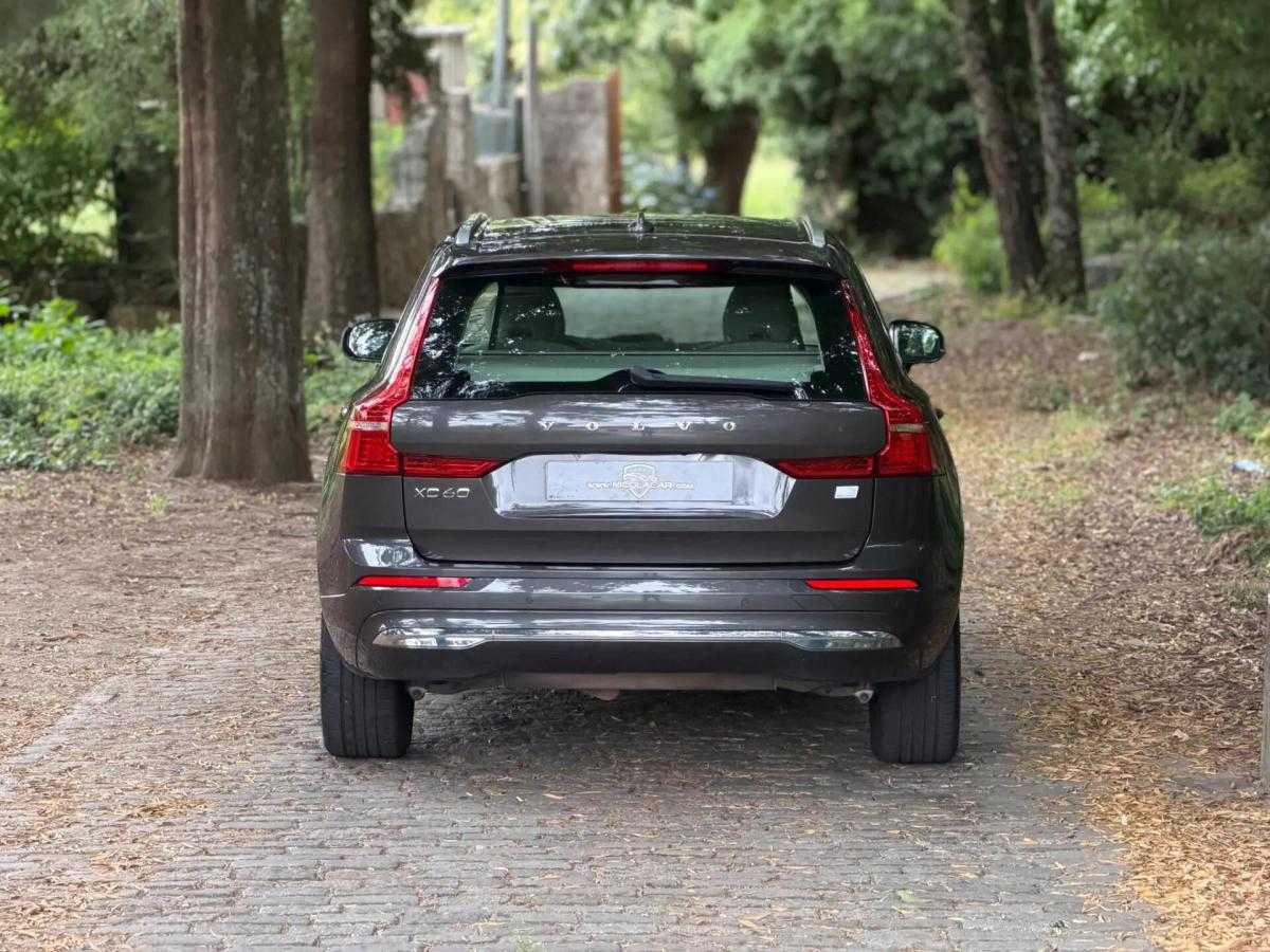 volvo-xc60-2022-hibrido-a-gasolina-1969cc