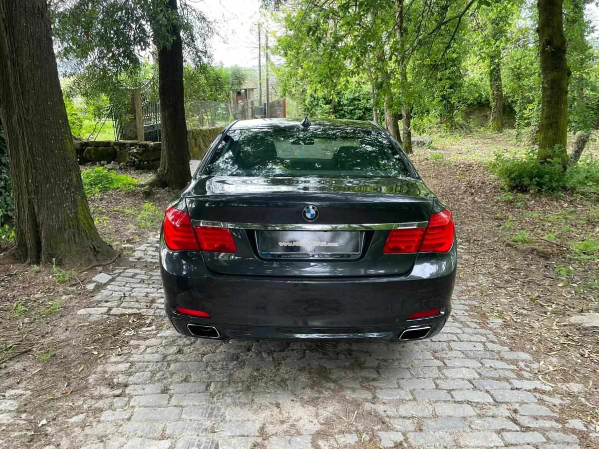 bmw-serie-7-740d-2011-diesel-2993cc