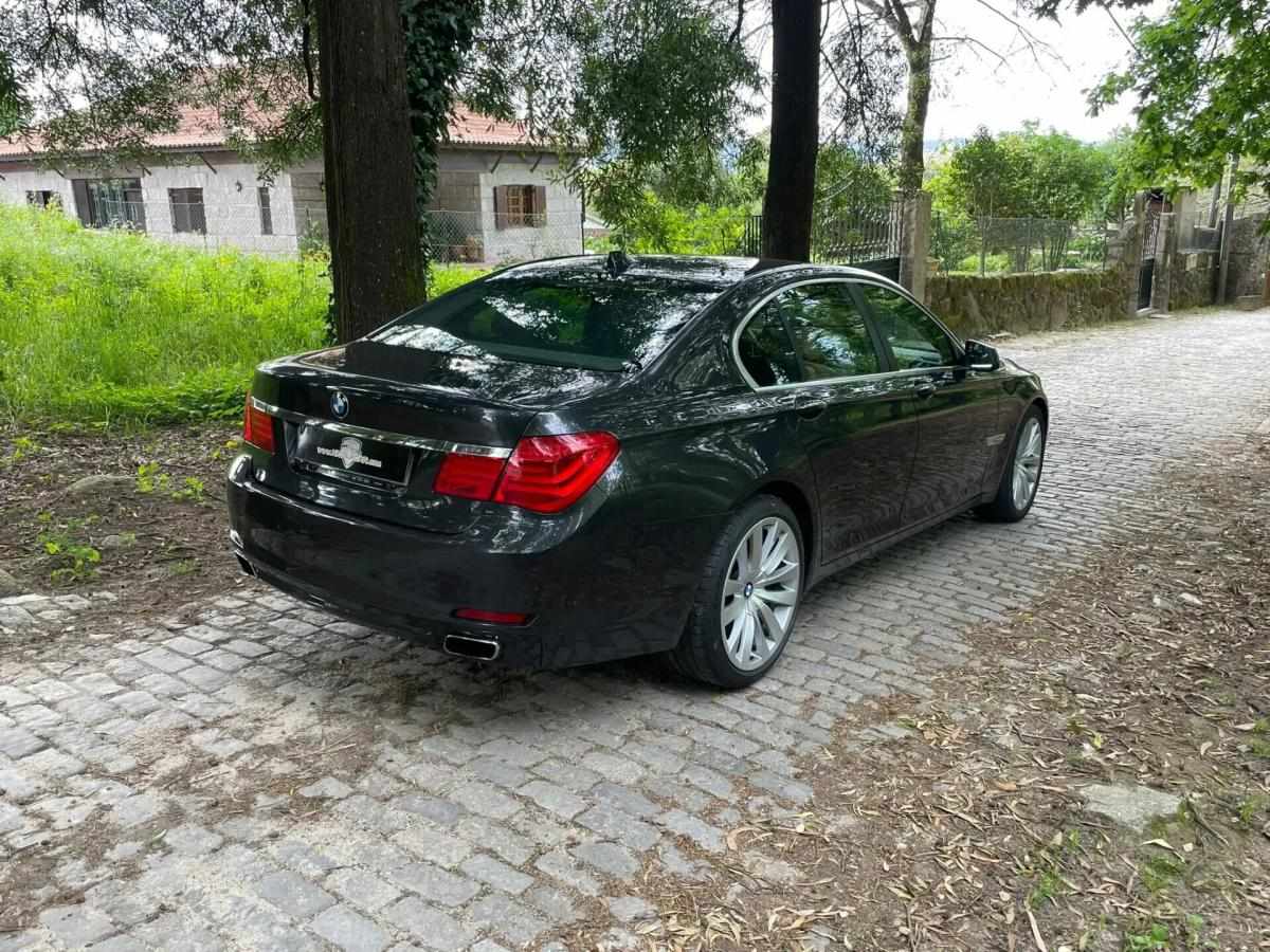 bmw-serie-7-740d-2011-diesel-2993cc