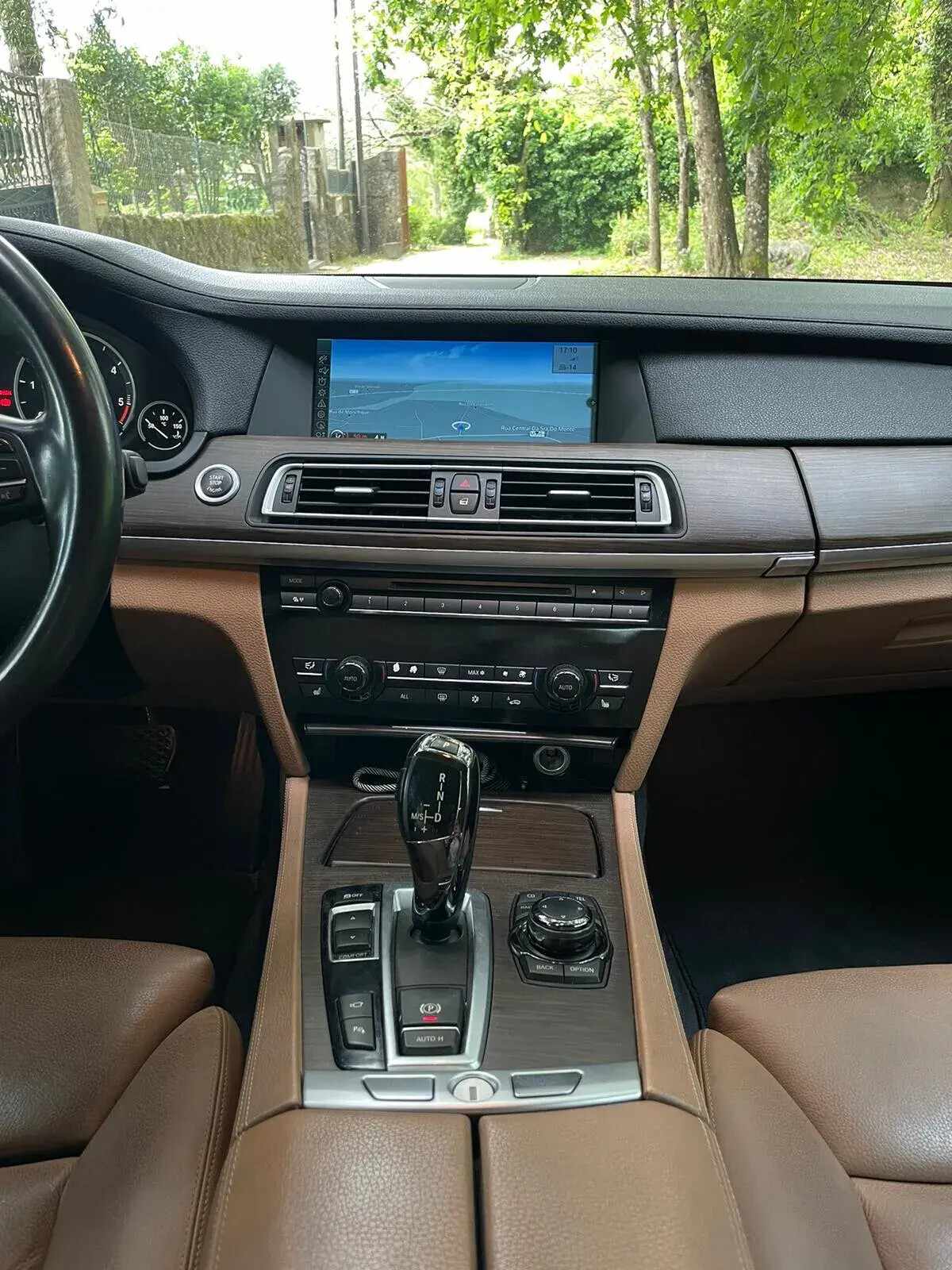 bmw-serie-7-740d-2011-diesel-2993cc