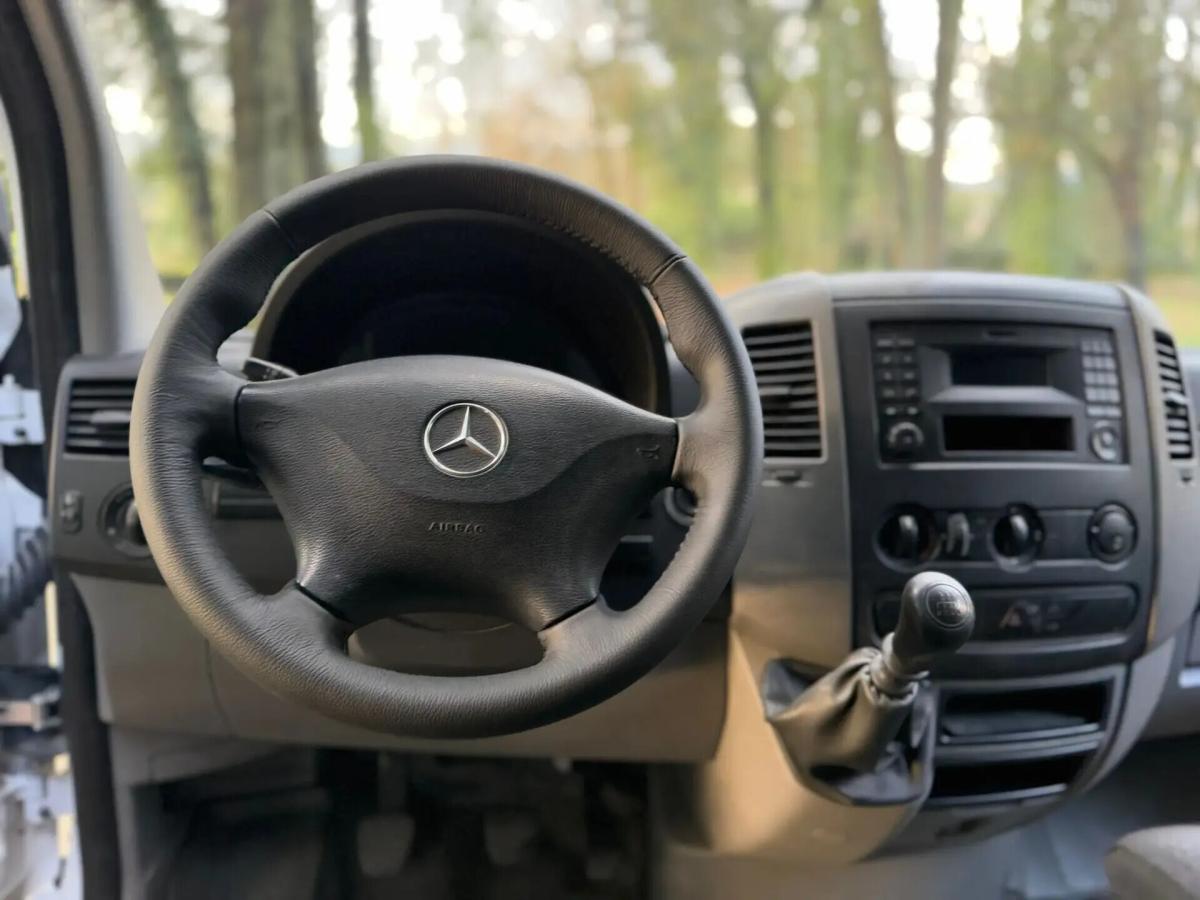 mercedes-benz-sprinter-310-cdi-2017-diesel-2143cc