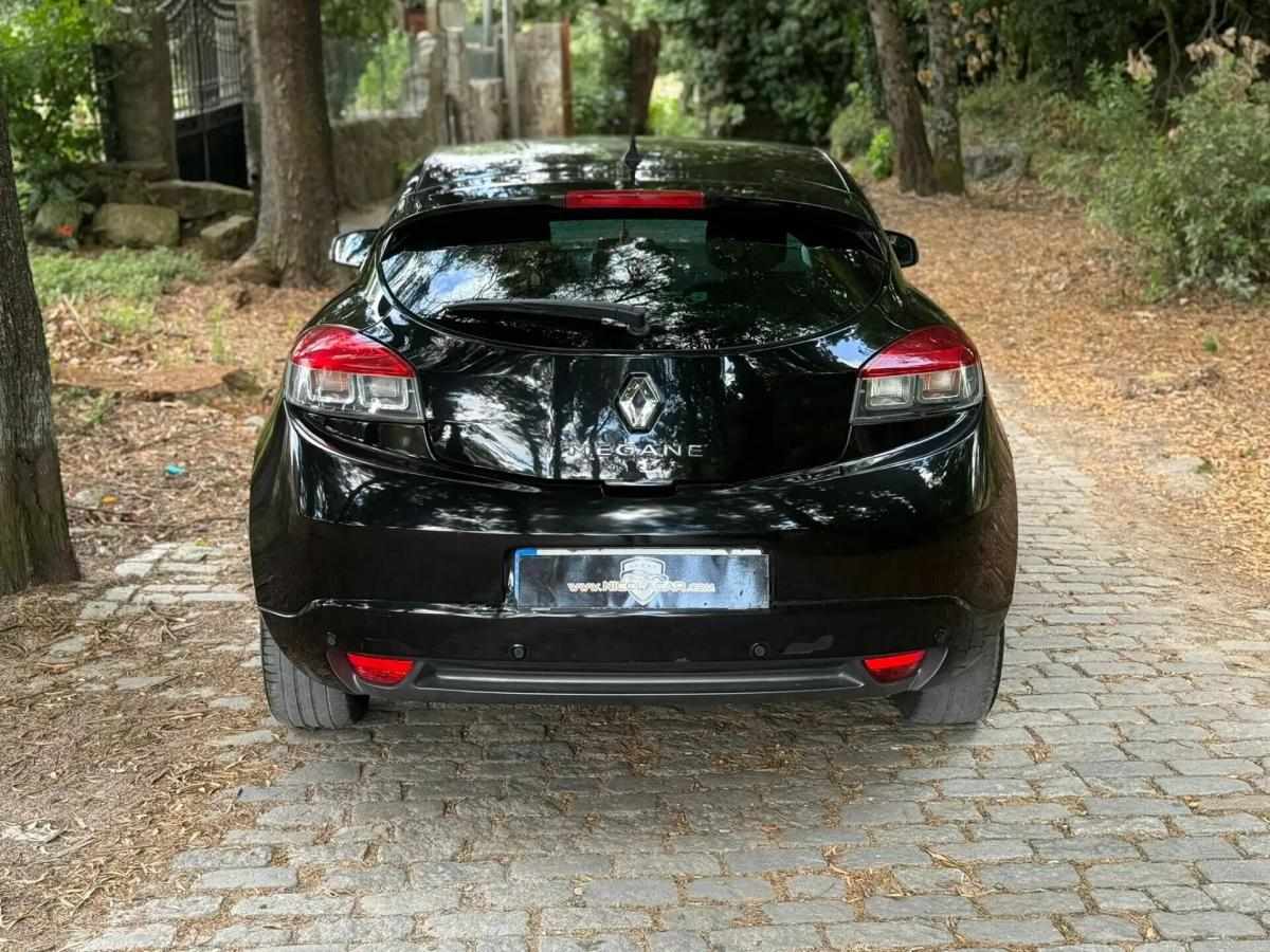 renault-megane-coupe-2012-diesel-1461cc