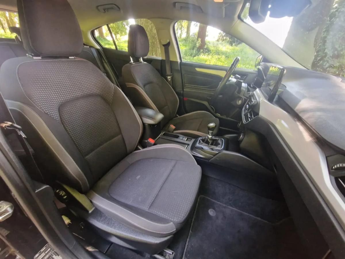 ford-focus-2019-diesel-1499cc