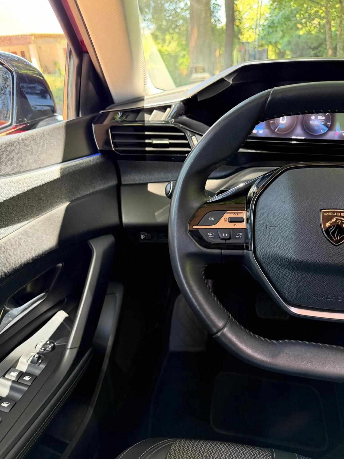 peugeot-308-sw-2022-gasolina-1199cc