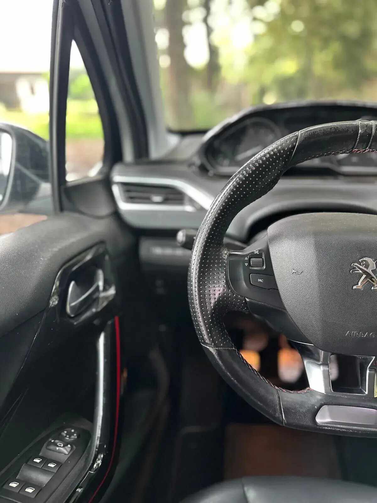 peugeot-208-2018-gasolina-1199cc
