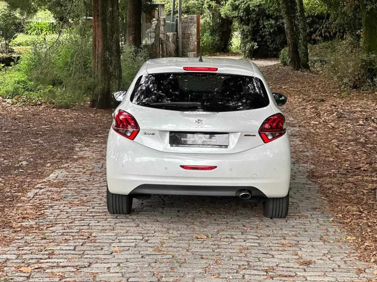 peugeot-208-2018-gasolina-1199cc