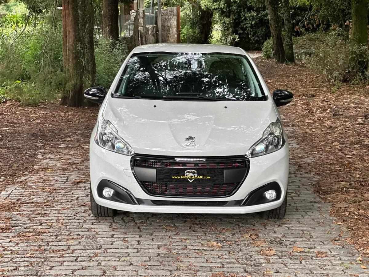 peugeot-208-2018-gasolina-1199cc