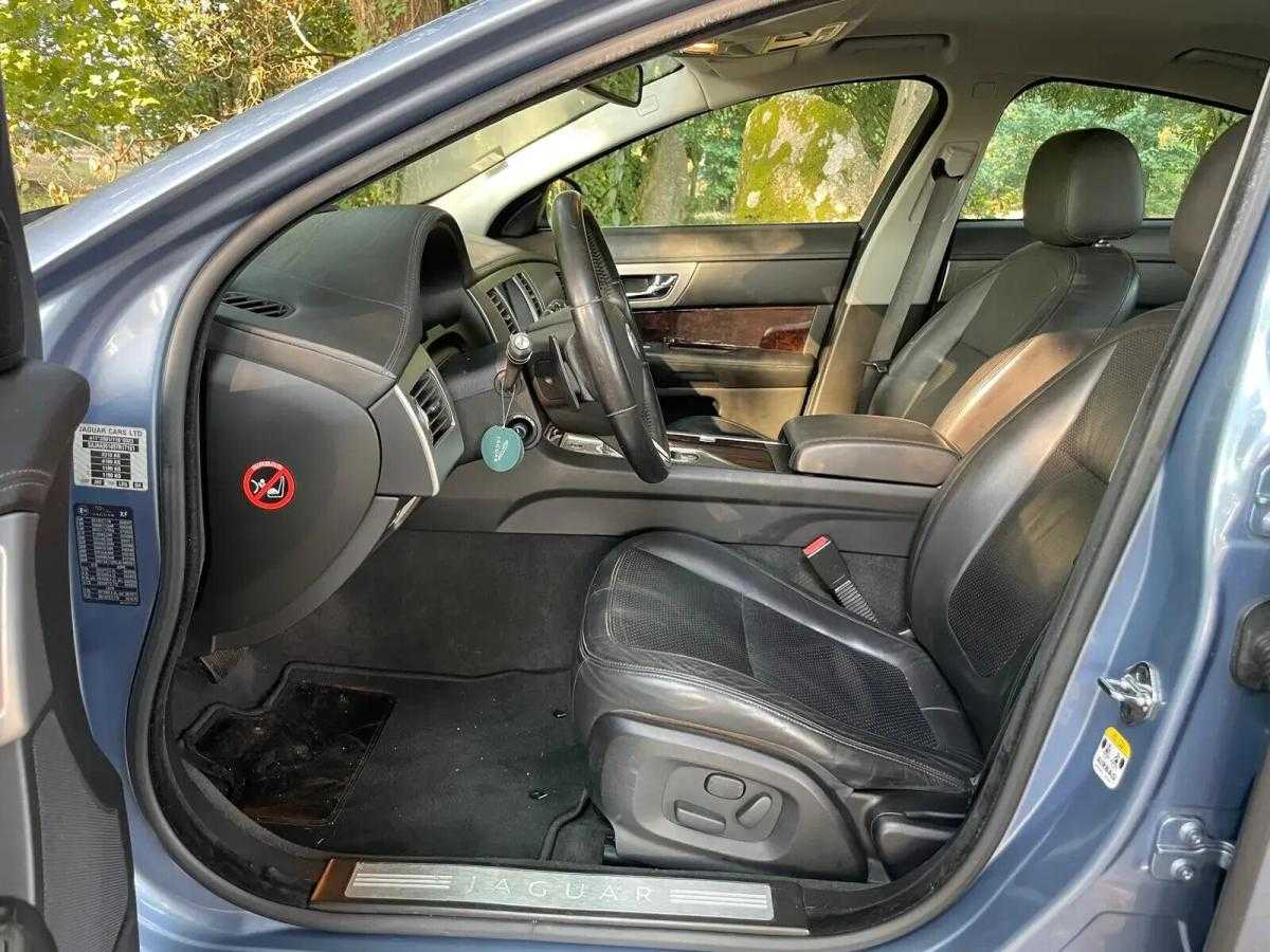 jaguar-xf-2008-diesel-2720cc