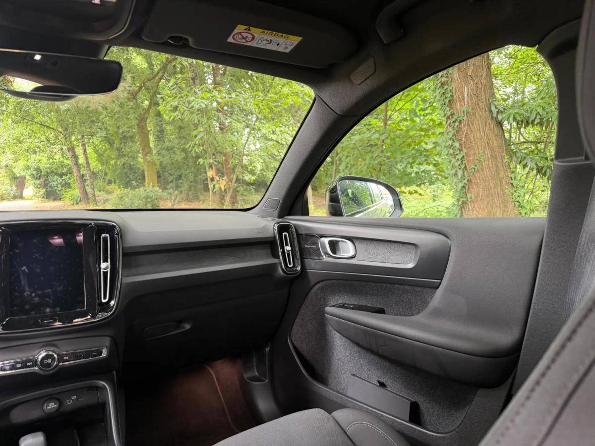 volvo-c40-2022-eletrico-0cc