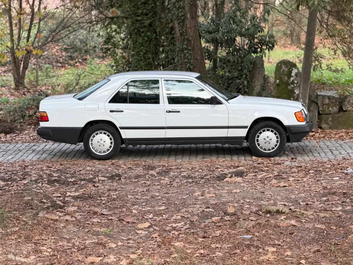 mercedes-benz-classe-e-260-e-1988-gasolina-2600cc