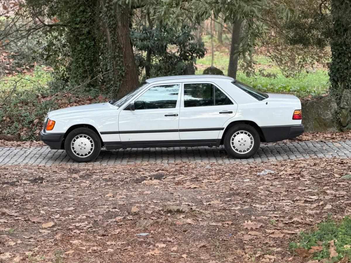 mercedes-benz-classe-e-260-e-1988-gasolina-2600cc