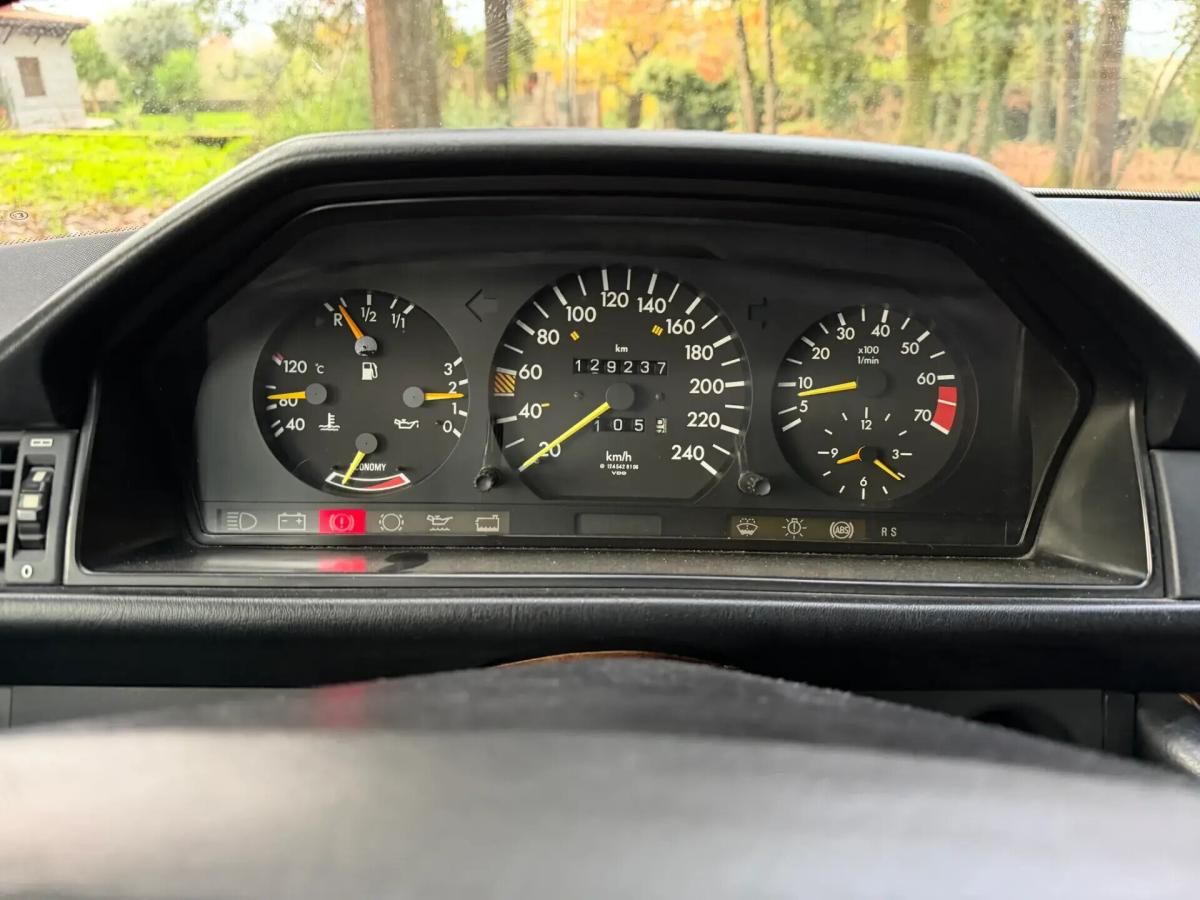 mercedes-benz-classe-e-260-e-1988-gasolina-2600cc