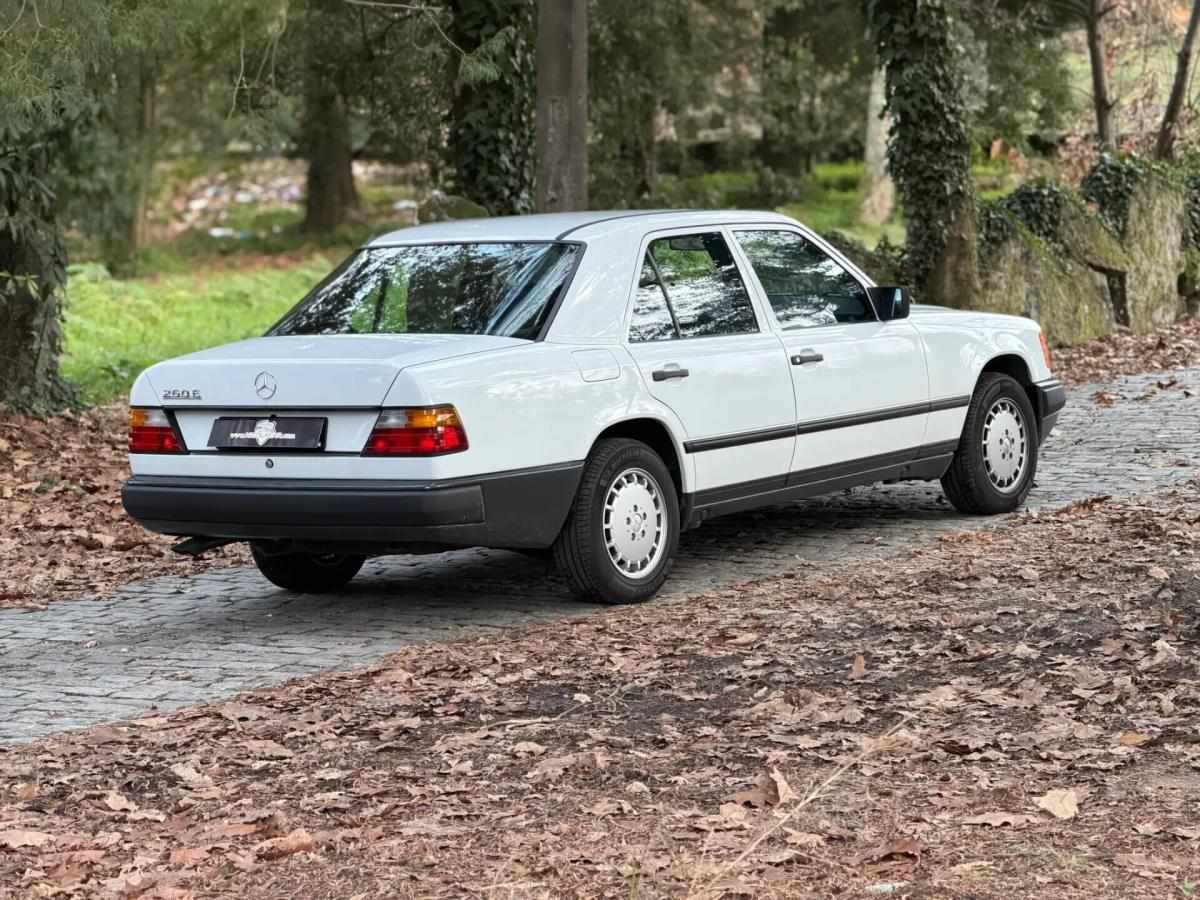mercedes-benz-classe-e-260-e-1988-gasolina-2600cc