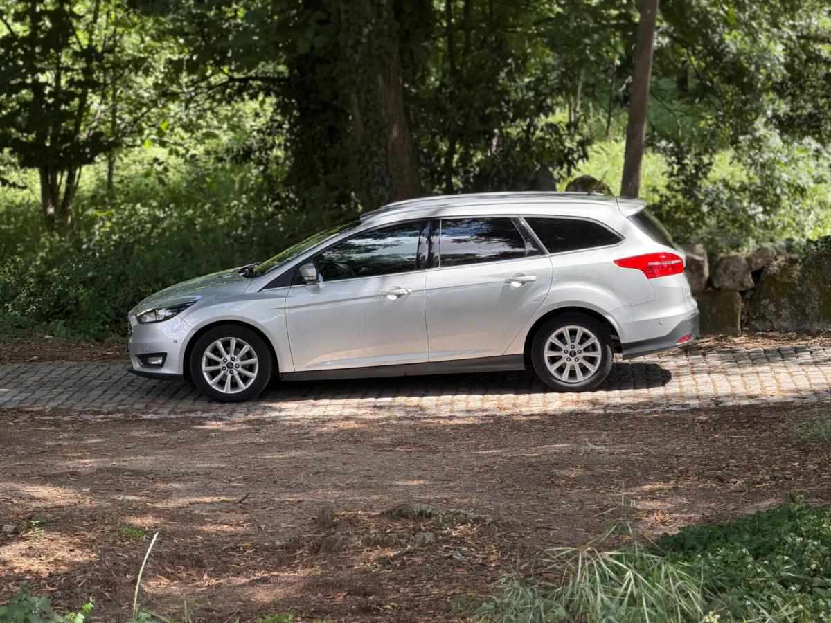 ford-focus-sw-2018-gasolina-999cc