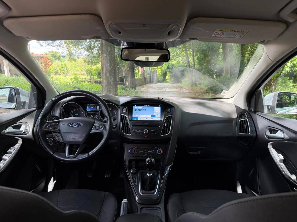ford-focus-sw-2018-gasolina-999cc