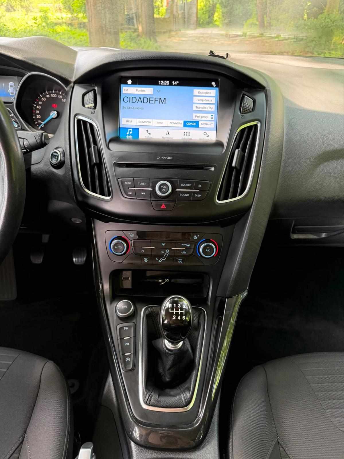 ford-focus-sw-2018-gasolina-999cc