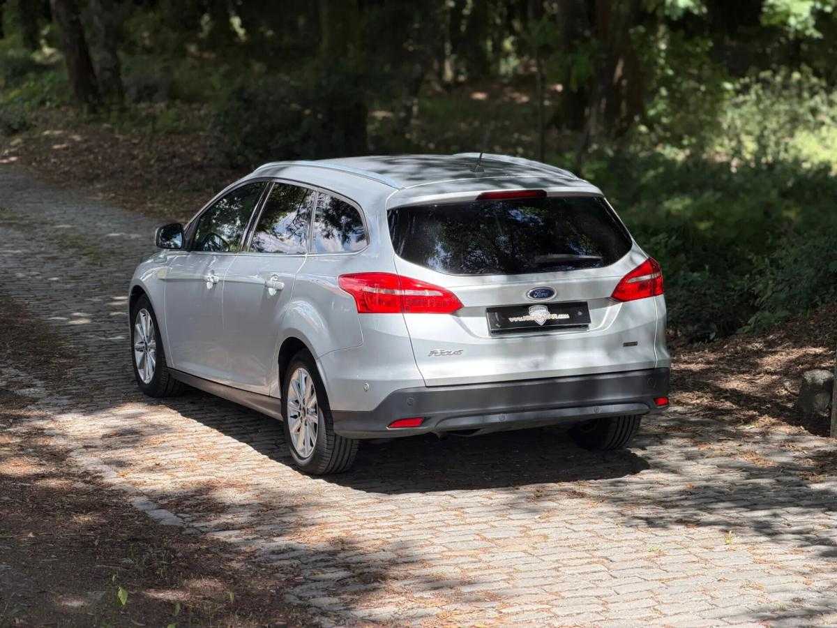 ford-focus-sw-2018-gasolina-999cc