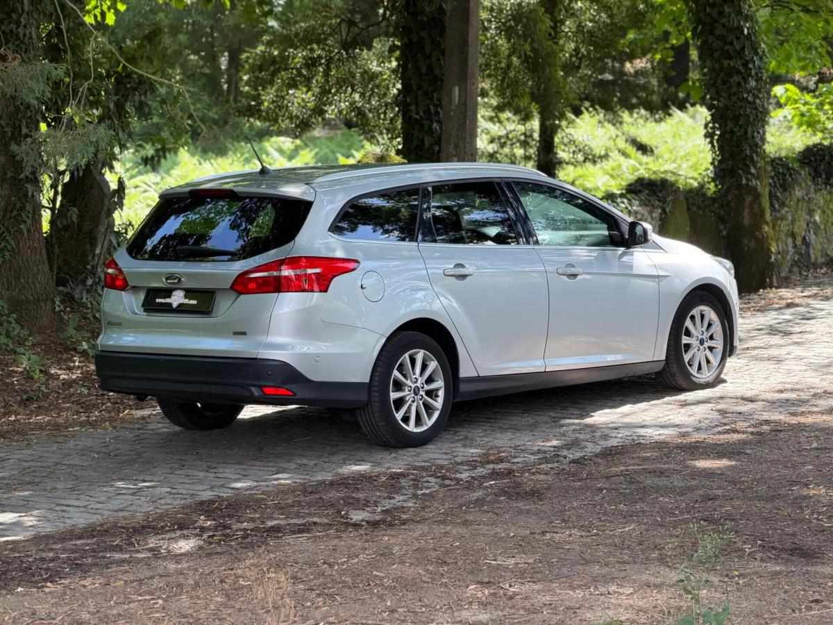 ford-focus-sw-2018-gasolina-999cc