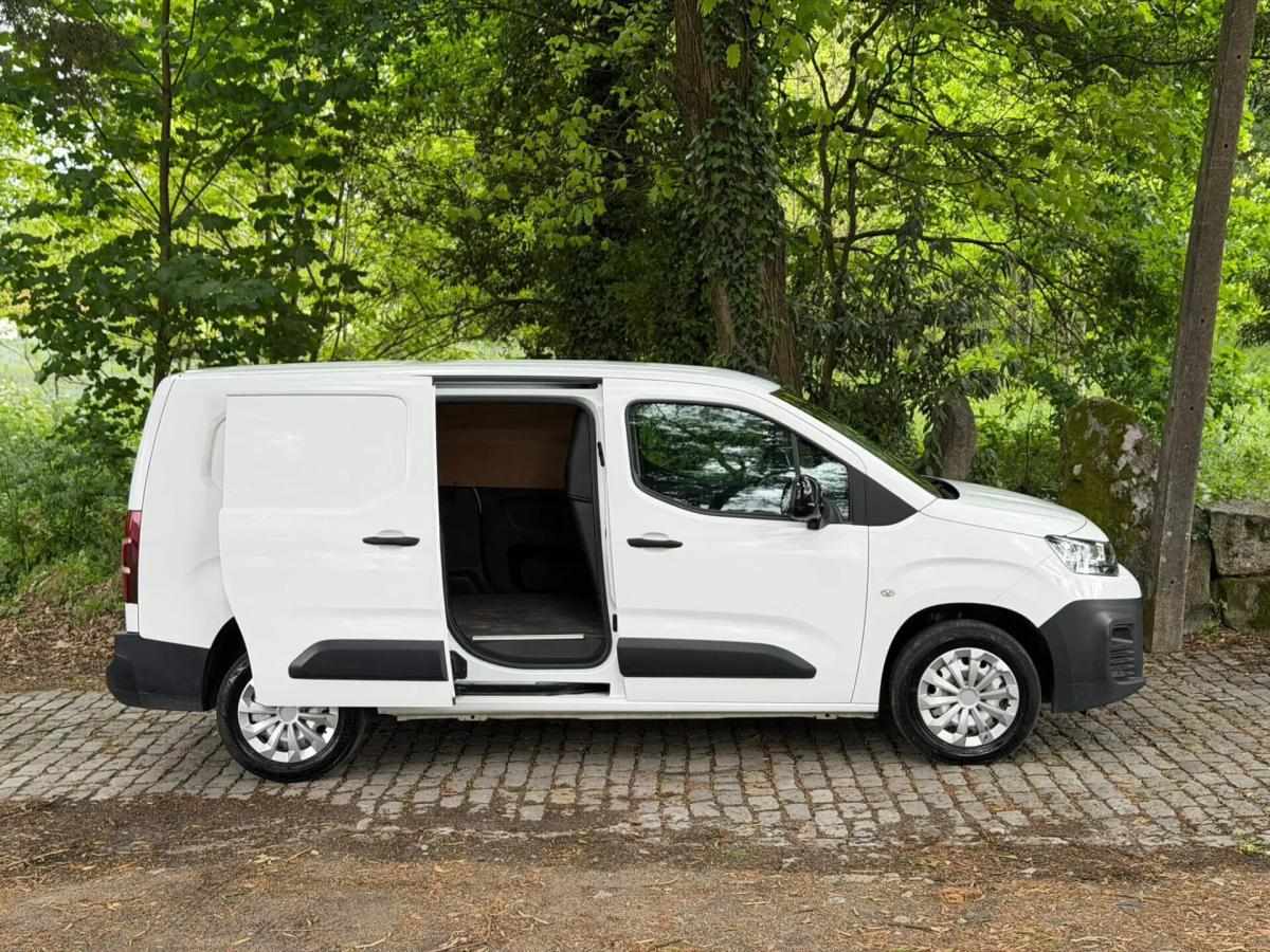 citroen-berlingo-2022-diesel-1499cc