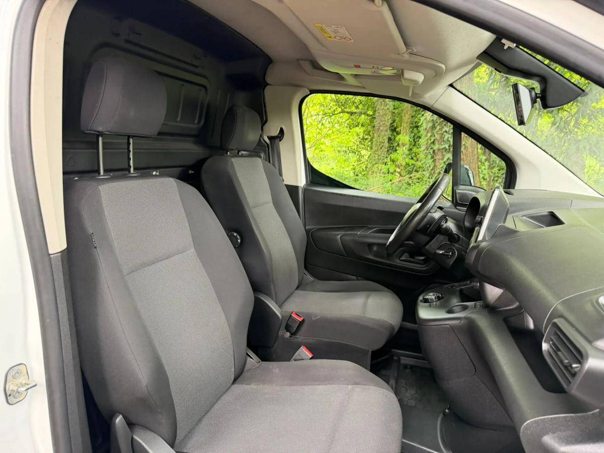 citroen-berlingo-2022-diesel-1499cc
