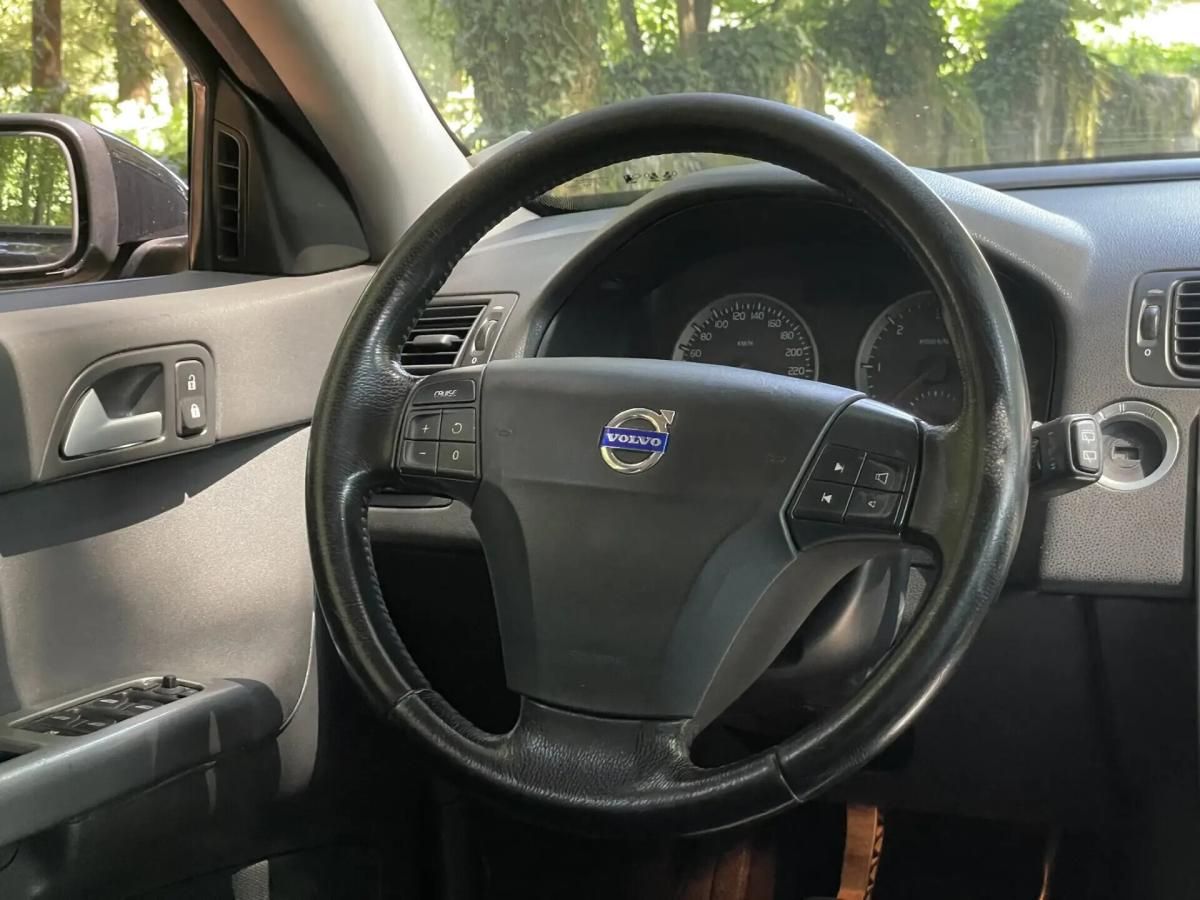 volvo-v50-2005-diesel-1997cc