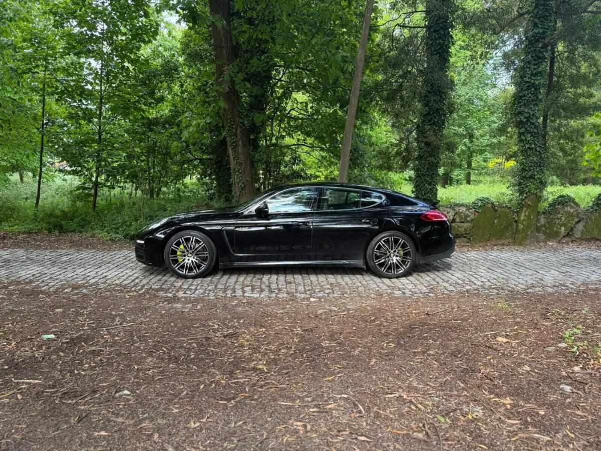 porsche-panamera-2016-hibrido-a-gasolina-2995cc