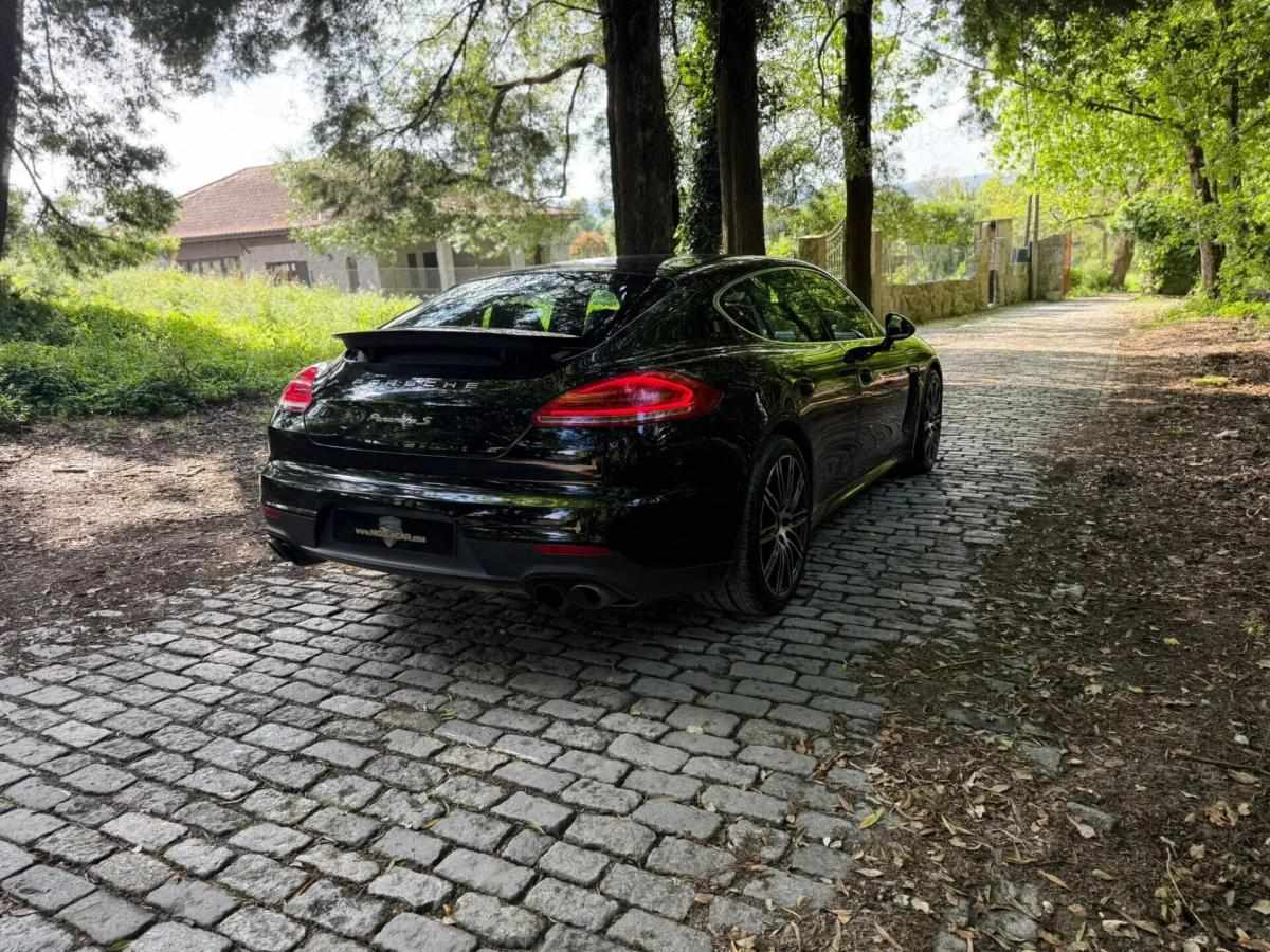 porsche-panamera-2016-hibrido-a-gasolina-2995cc