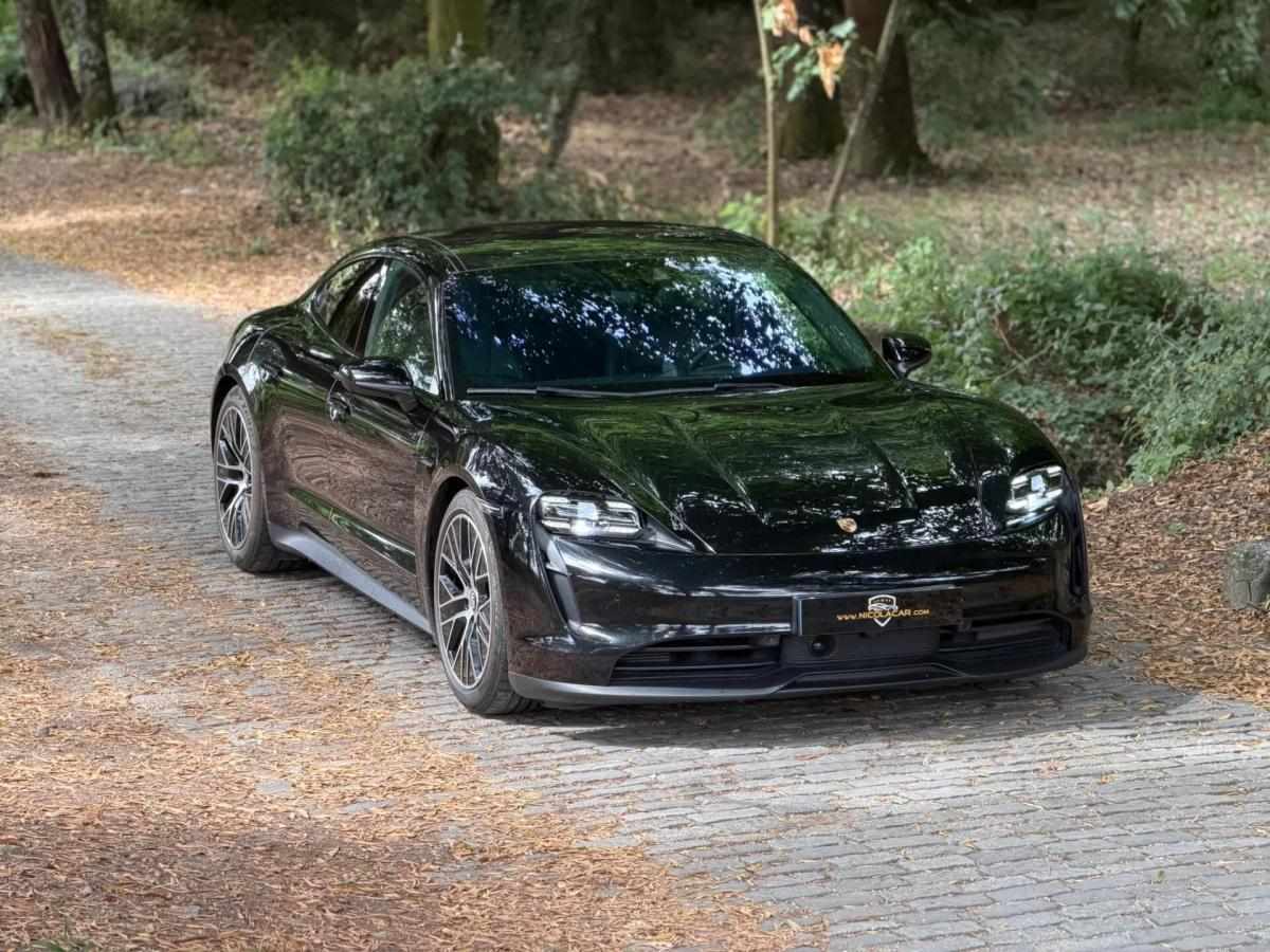 porsche-taycan-2020-eletrico-0cc