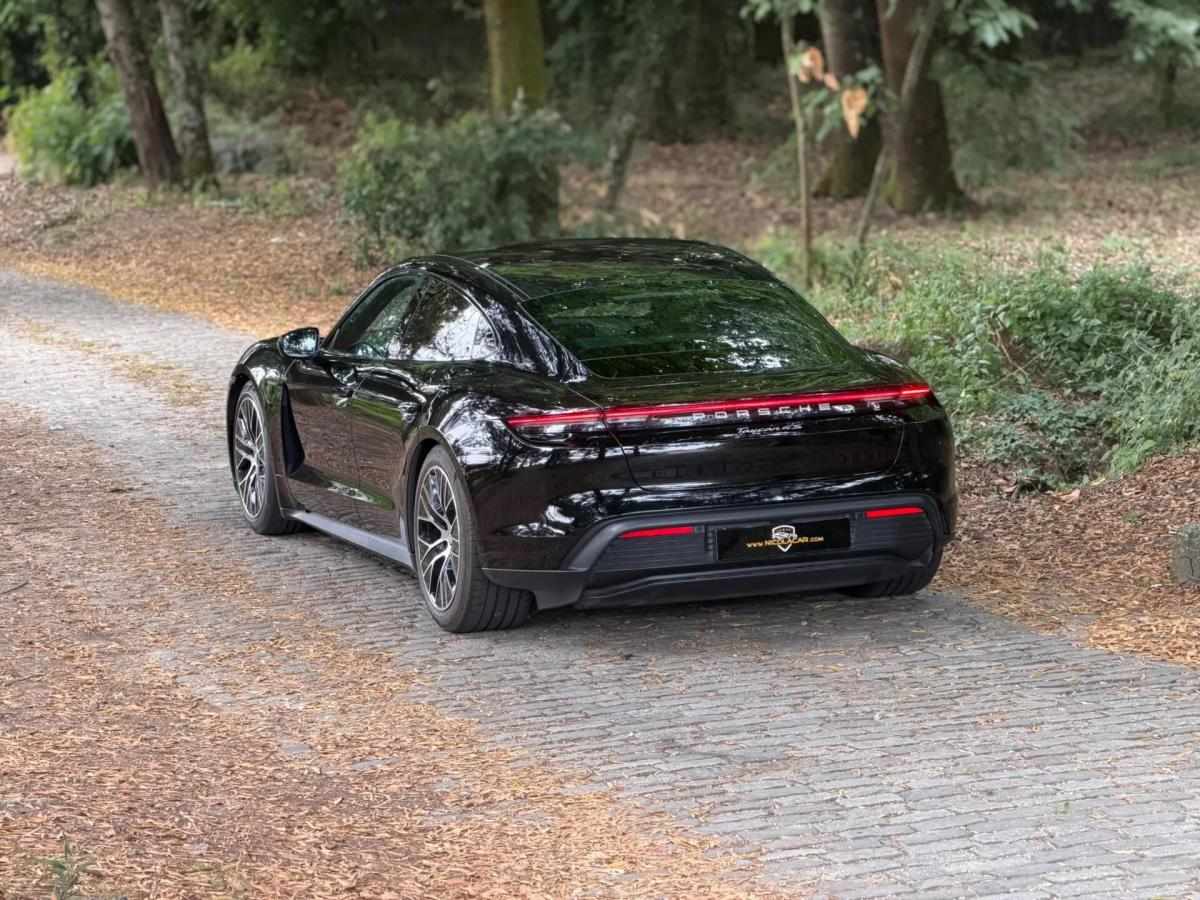 porsche-taycan-2020-eletrico-0cc