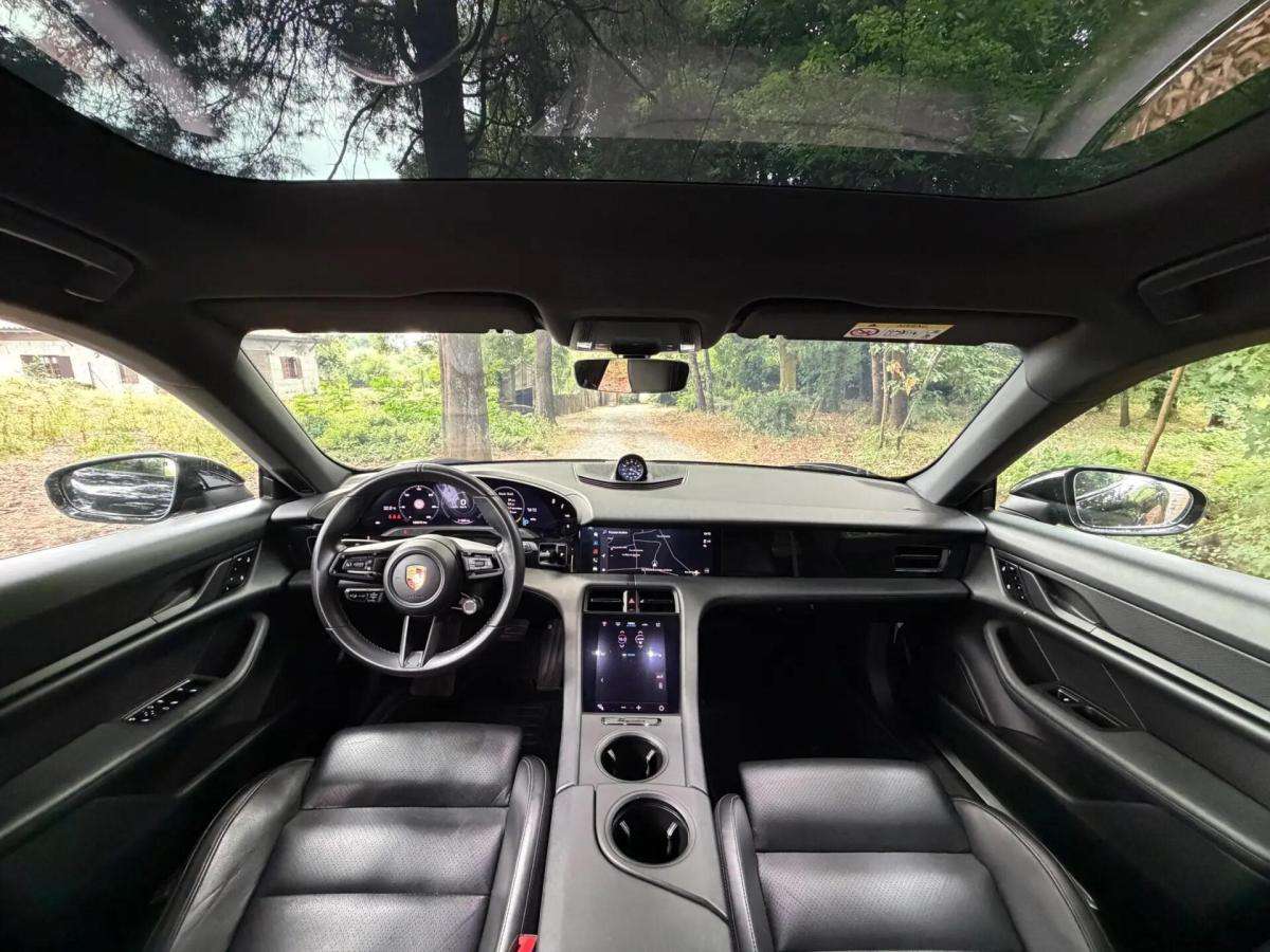 porsche-taycan-2020-eletrico-0cc