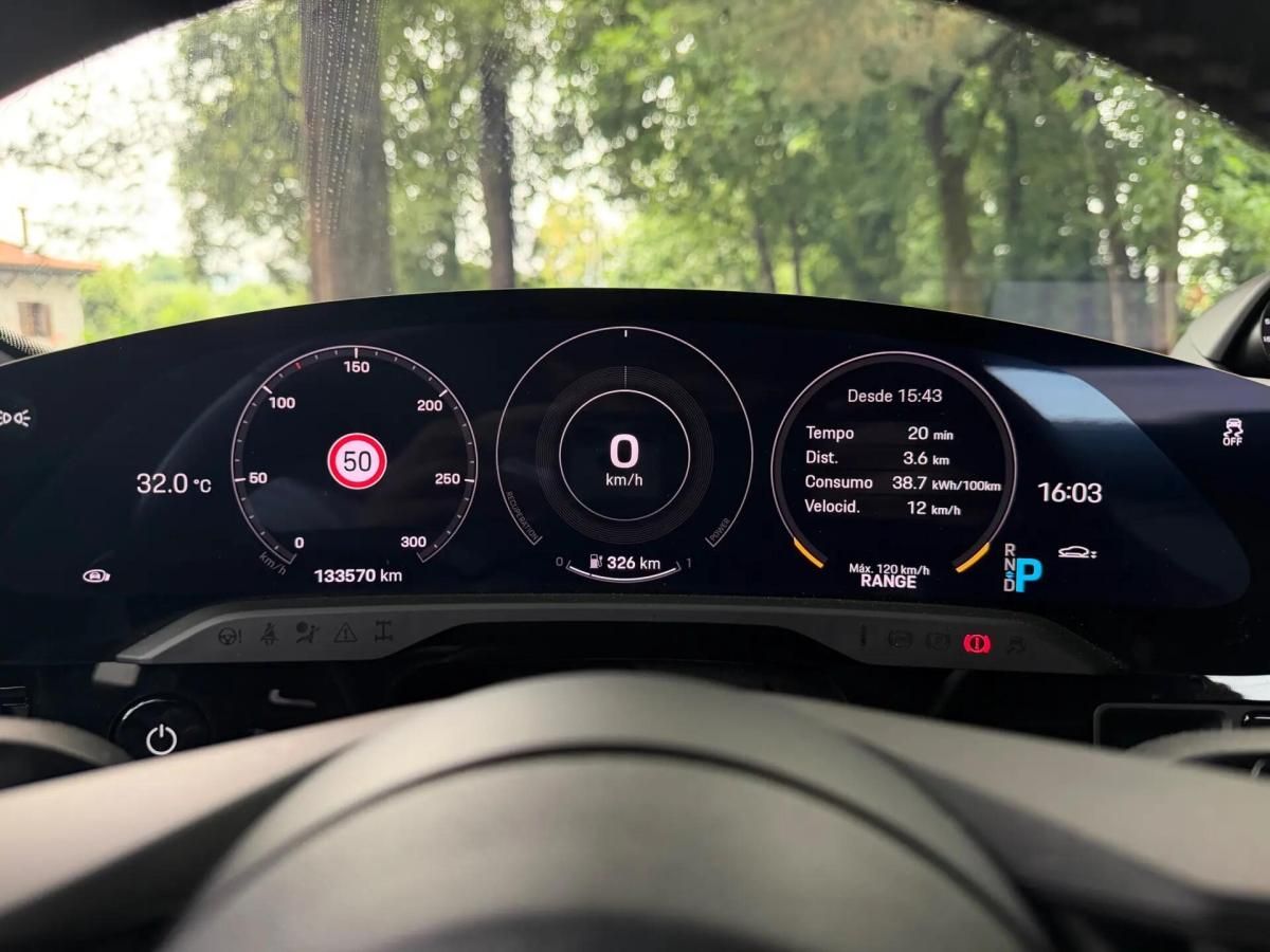 porsche-taycan-2020-eletrico-0cc