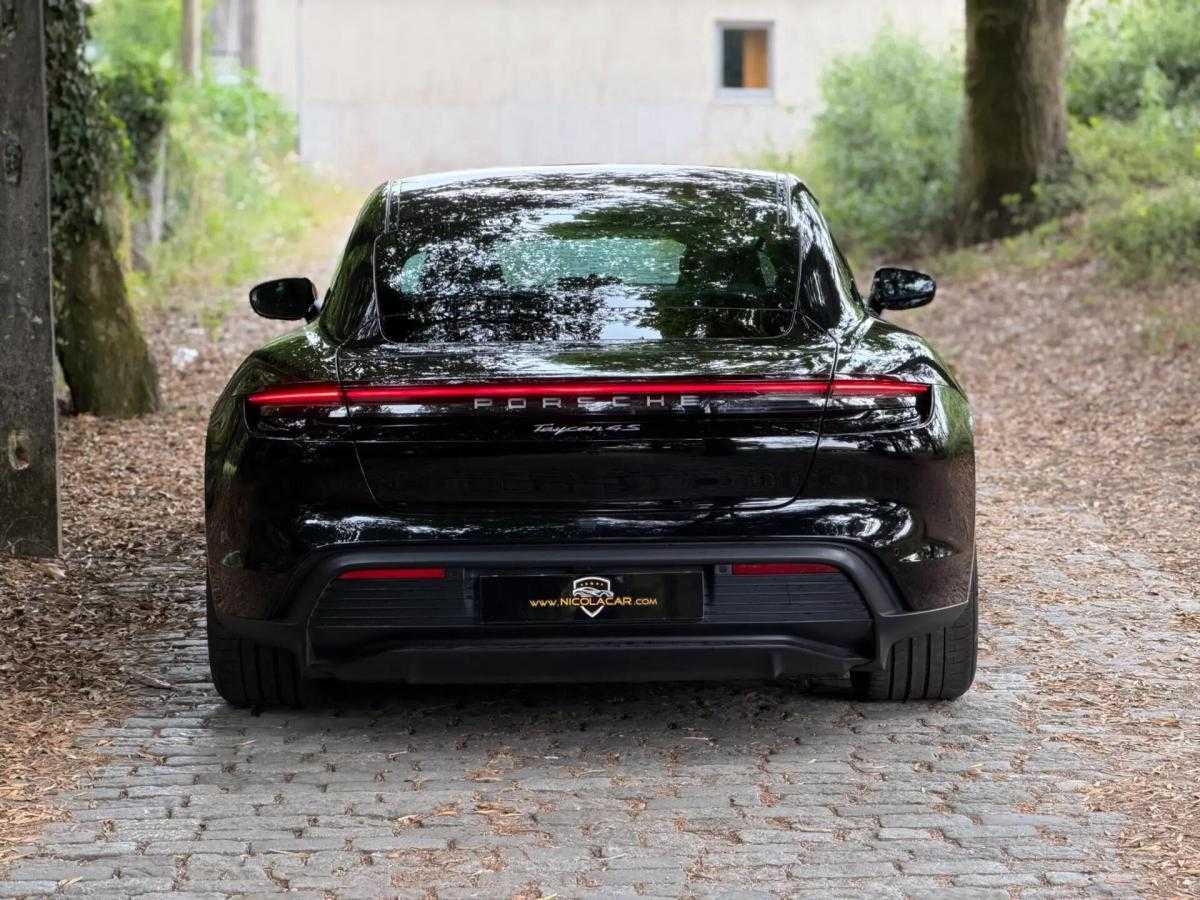 porsche-taycan-2020-eletrico-0cc