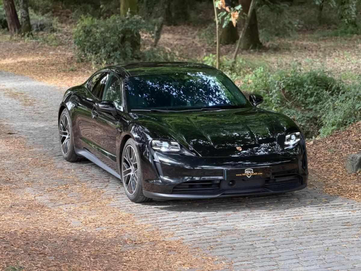 porsche-taycan-2020-eletrico-0cc