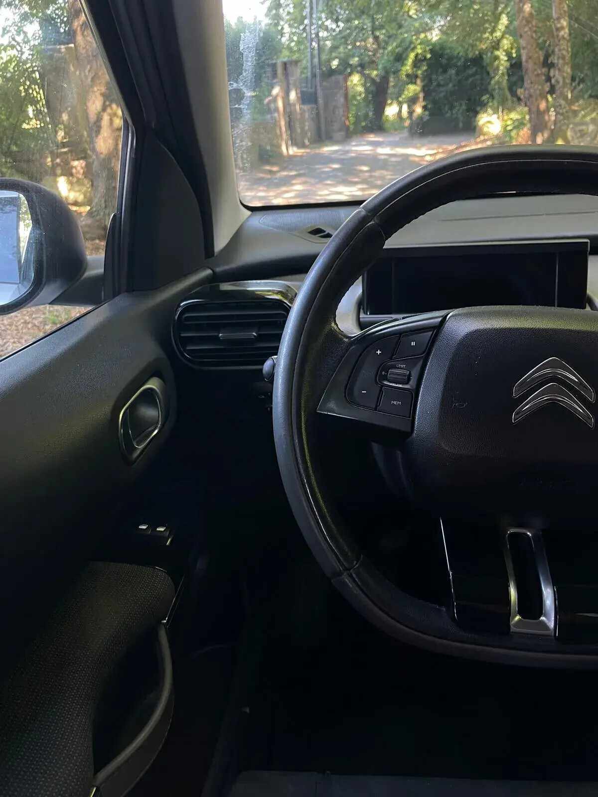citroen-c4-cactus-2015-diesel-1560cc