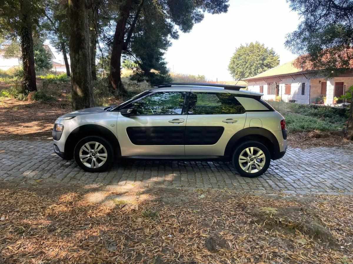 citroen-c4-cactus-2015-diesel-1560cc