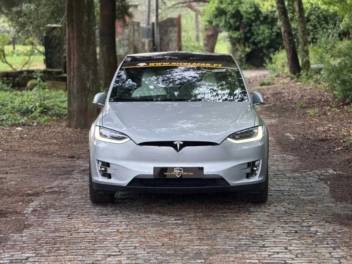 tesla-model-x-2018-eletrico-0cc