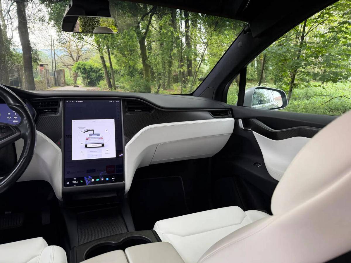 tesla-model-x-2018-eletrico-0cc