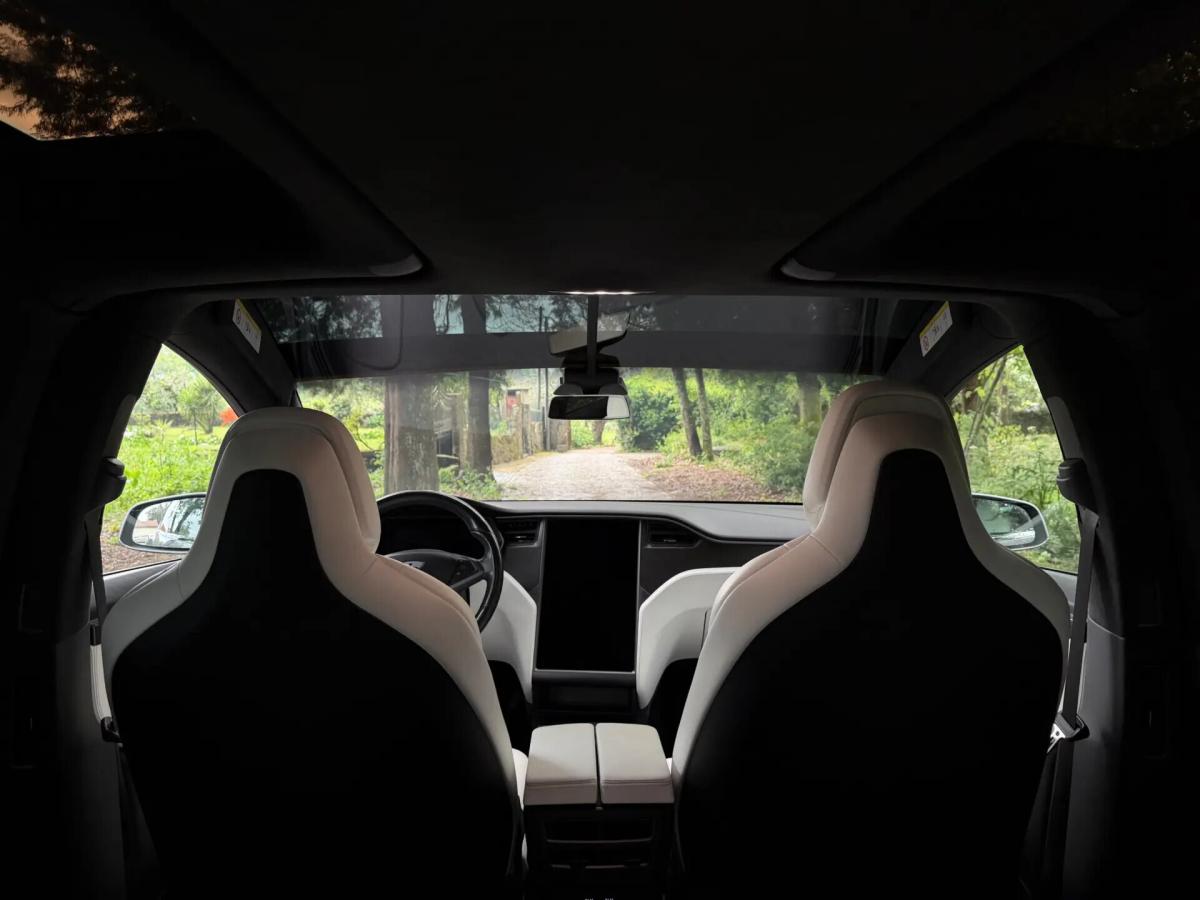 tesla-model-x-2018-eletrico-0cc