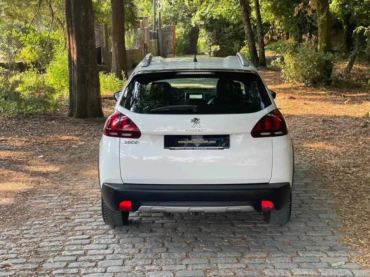 peugeot-2008-2018-gasolina-1199cc